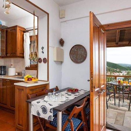 Seaside House With View Over Pagasitikos Афісос Екстер'єр фото
