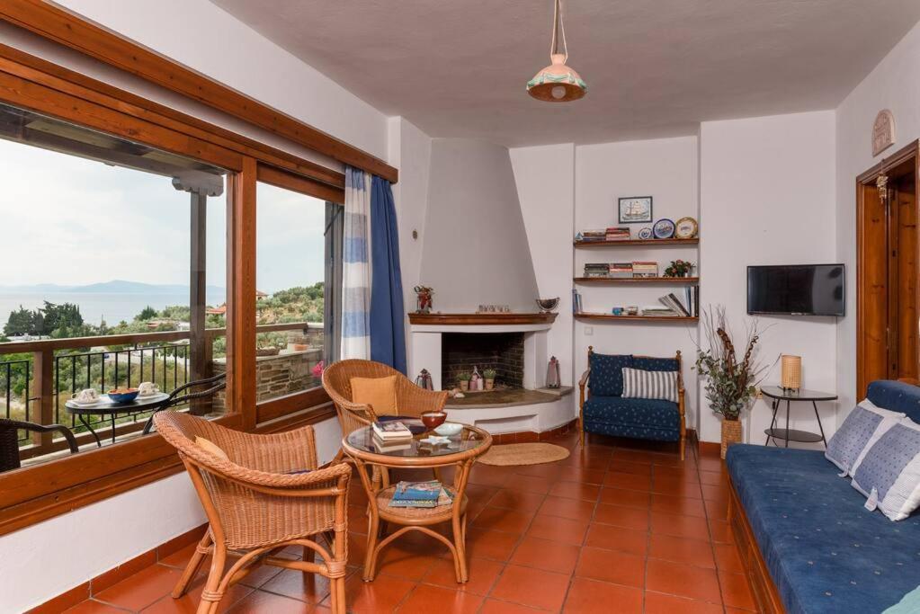 Seaside House With View Over Pagasitikos Афісос Екстер'єр фото